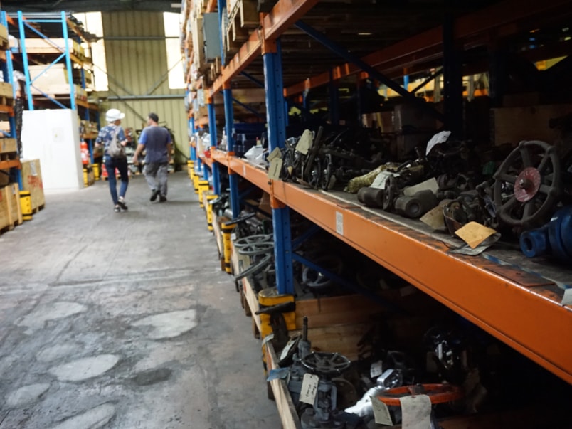 A localização em uma ilha obriga o gerente de manutenção a manter um estoque importante de peças de reposição © Bois-Rouge