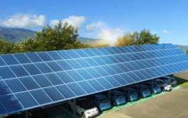 Station solaire autonome de recharge de véhicules électriques