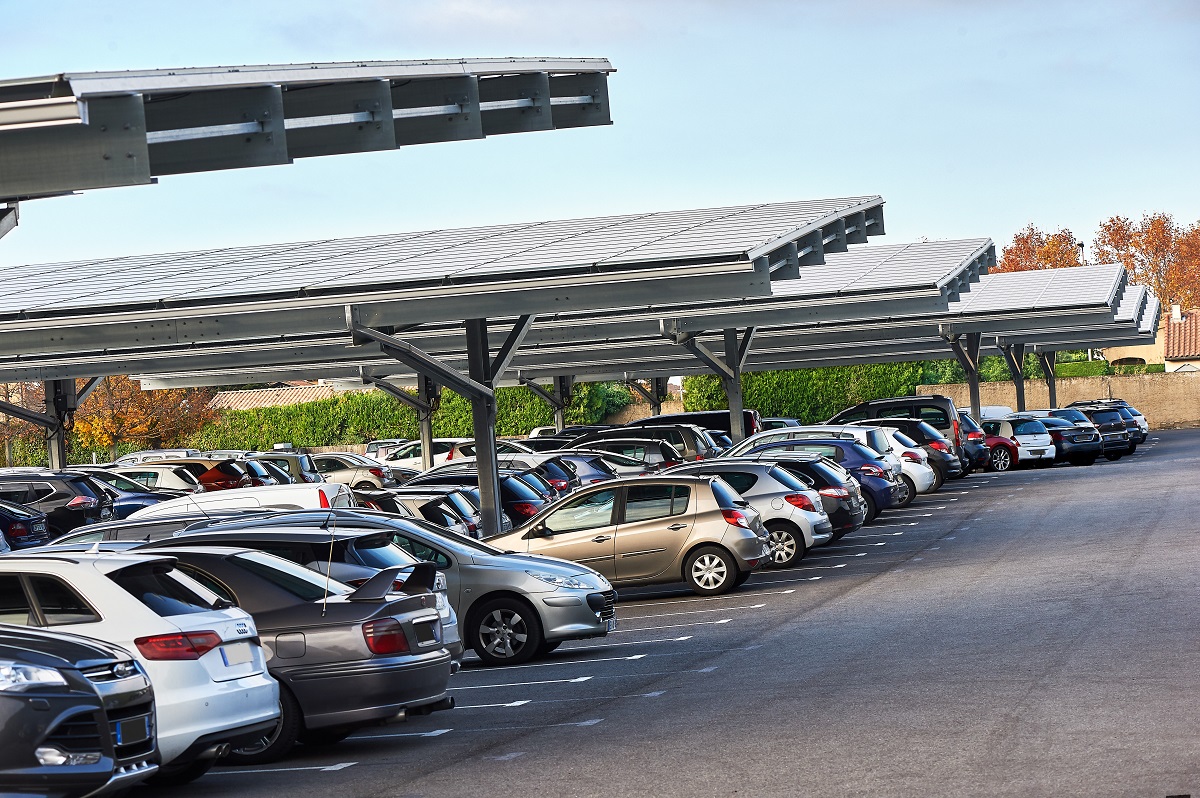 Ombrières de parking photovoltaïques